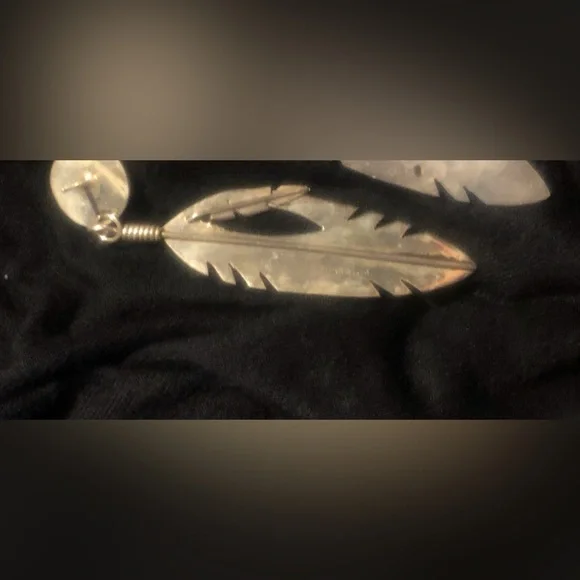 Sterling Silver feather dangle earrings - Picture 2 of 3